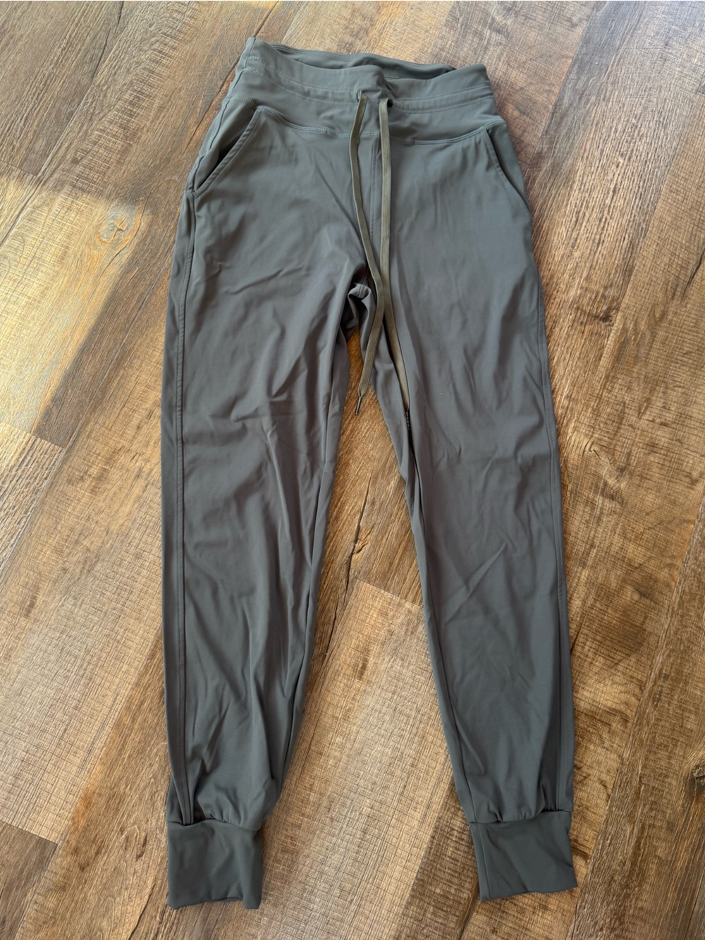 Women’s  Olive Gray Performance Jogger Pants